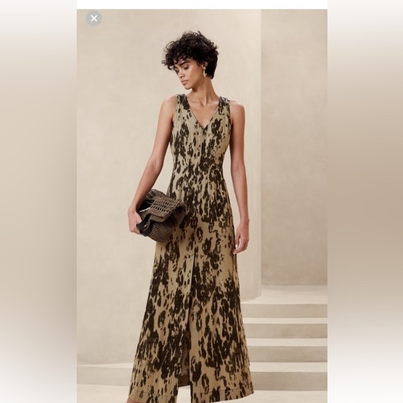 Banana Republic Elegant linen blend  Leopard Print  petite Maxi  size 10 (c) - Picture 9 of 11